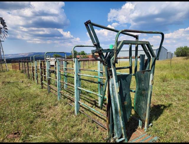 FARM FOR SALE IN ZANDFONTEIN AH